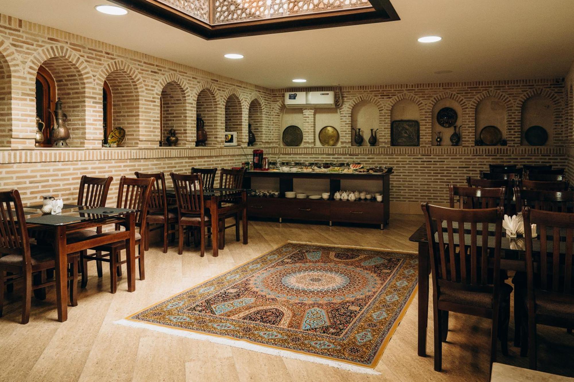 Hotel Shohrud Bukhara Exterior photo